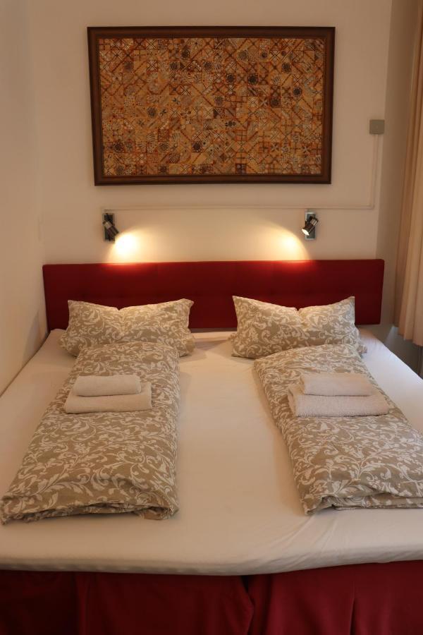 Ferienwohnung Luise Potsdam Esterno foto